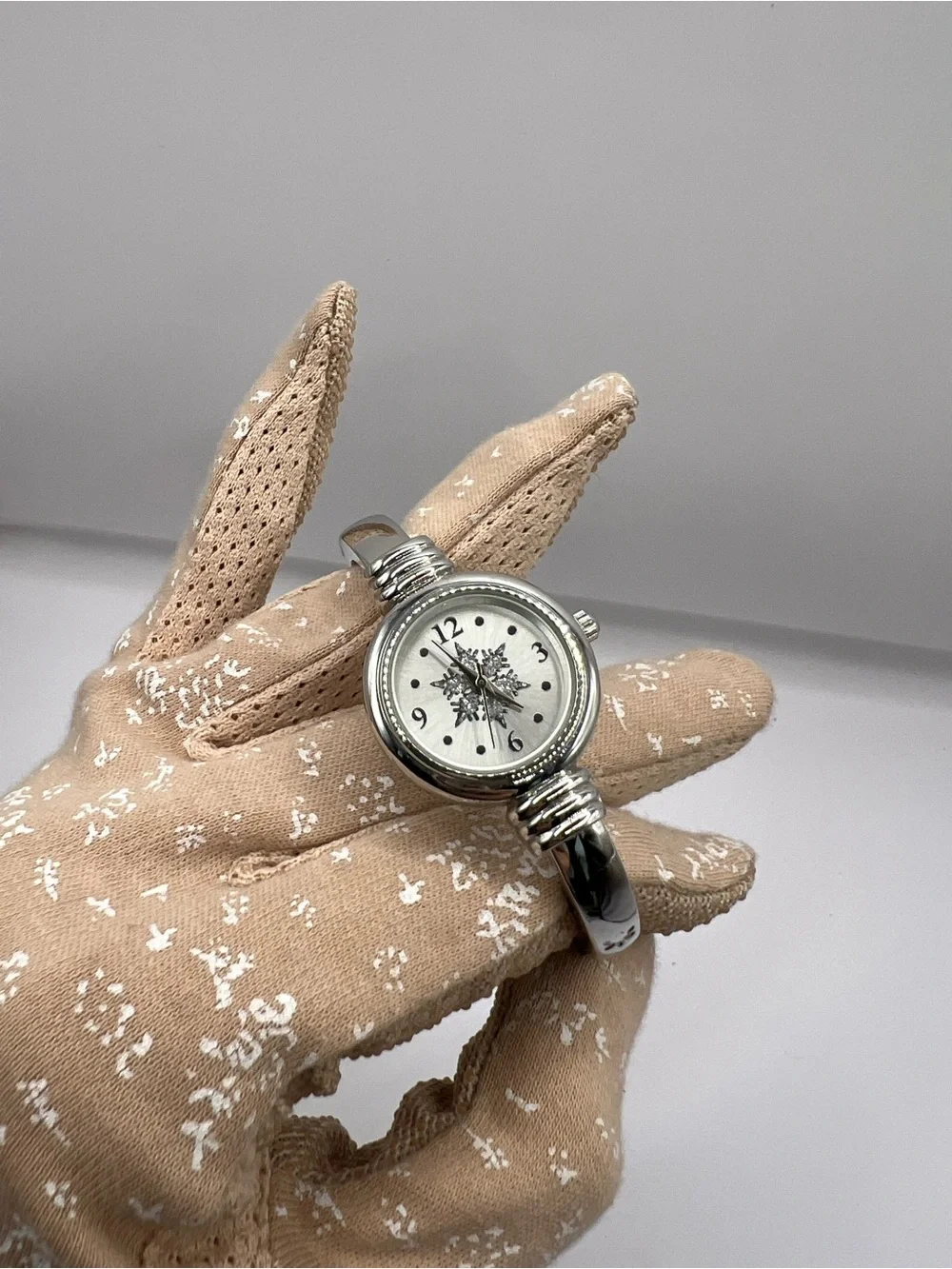 Snowflake Silver Tone Bangle Cuff Watch Holiday Fashion Jewelry